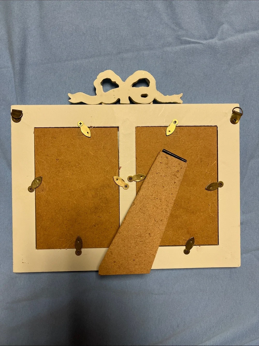 Classic Double Picture Frame in Cream with Decorative Bow 5”x3.5” ea side